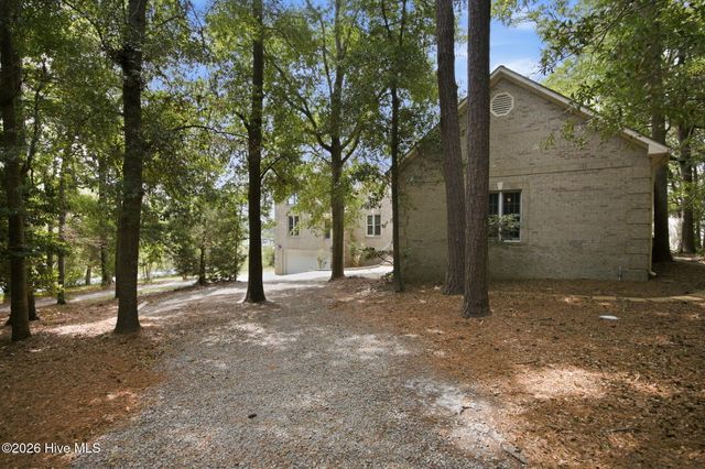 3256 Mullet Creek Place SE, Bolivia, NC 28422