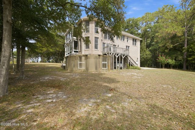 3256 Mullet Creek Place SE, Bolivia, NC 28422