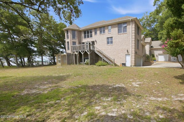 3256 Mullet Creek Place SE, Bolivia, NC 28422