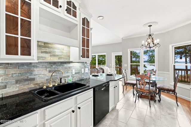 3256 Mullet Creek Place SE, Bolivia, NC 28422