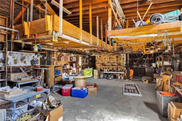 32203 Prairie, Barstow, CA 92311