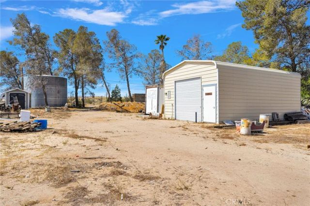 32203 Prairie, Barstow, CA 92311