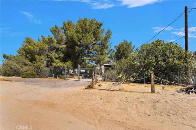 32203 Prairie, Barstow, CA 92311