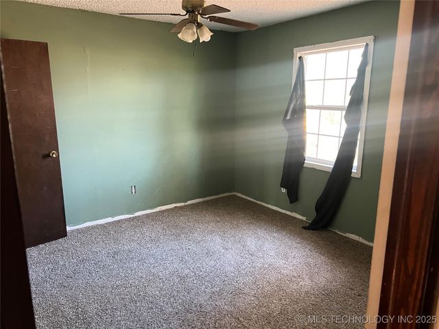 317 W Cedar Street, Stilwell, OK 74960