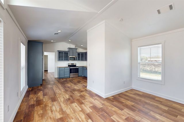 6715 Timberhaven Court, Granbury, TX 76049