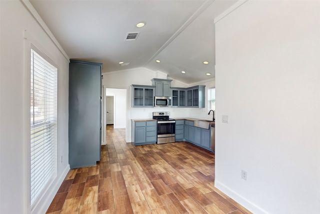 6715 Timberhaven Court, Granbury, TX 76049