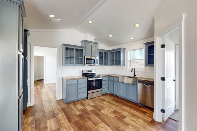 6715 Timberhaven Court, Granbury, TX 76049