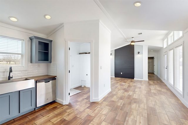 6715 Timberhaven Court, Granbury, TX 76049