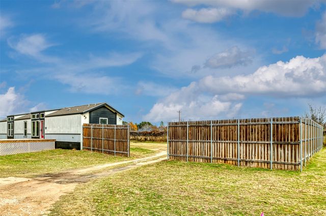 6715 Timberhaven Court, Granbury, TX 76049