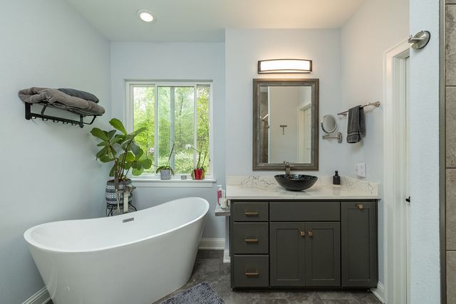 14 Kilbernie Lane, Bella Vista, AR 72715