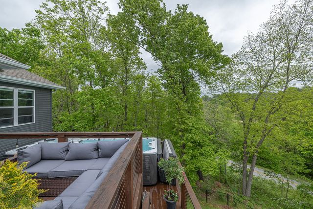 14 Kilbernie Lane, Bella Vista, AR 72715