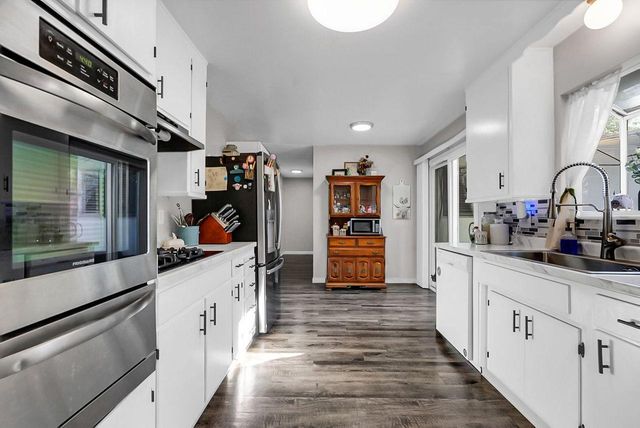 1909 Devin Dr, Modesto, CA 95355