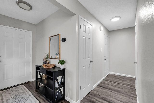 1909 Devin Dr, Modesto, CA 95355