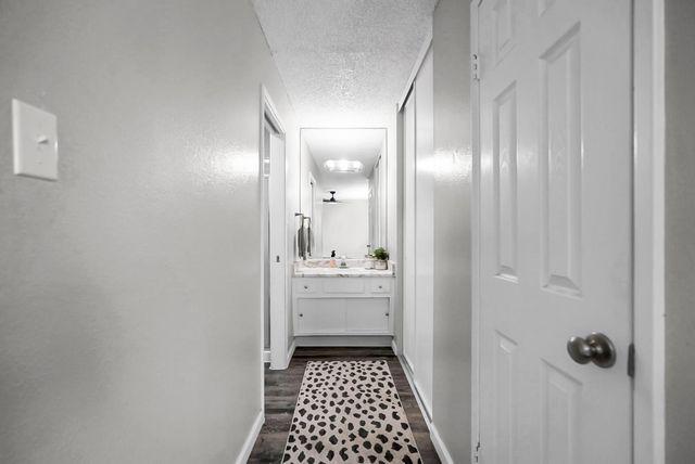 1909 Devin Dr, Modesto, CA 95355