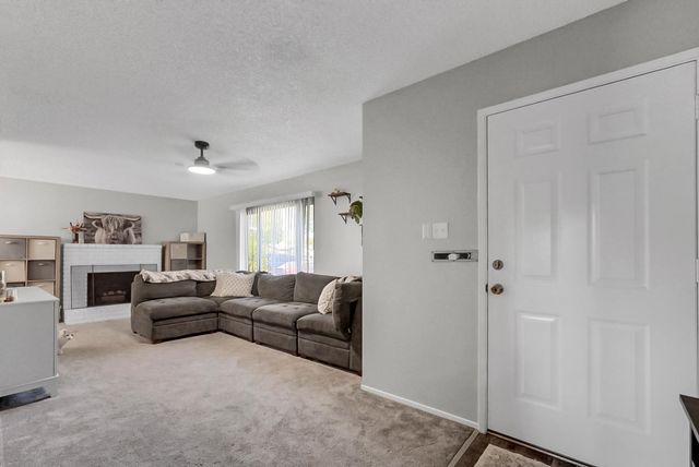 1909 Devin Dr, Modesto, CA 95355