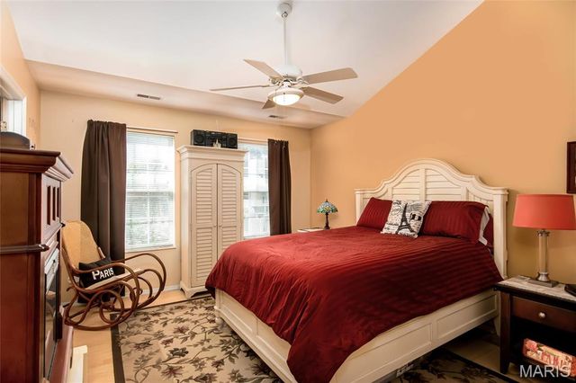 1537 Whispering Creek Drive, Ballwin, MO 63021