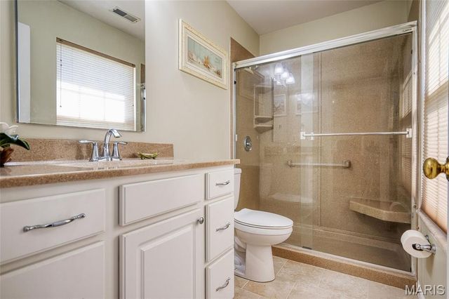 1537 Whispering Creek Drive, Ballwin, MO 63021