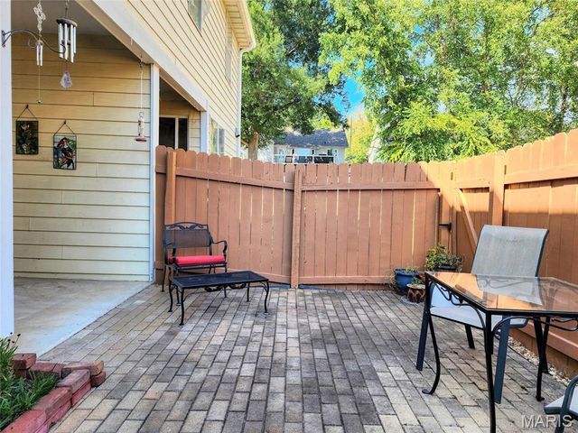 1537 Whispering Creek Drive, Ballwin, MO 63021