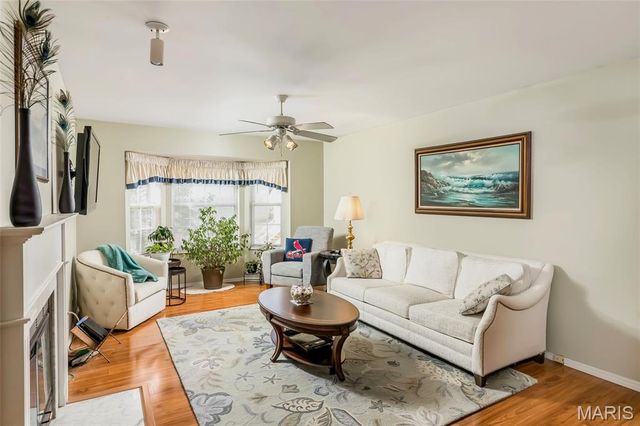 1537 Whispering Creek Drive, Ballwin, MO 63021