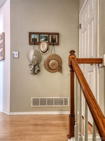 1537 Whispering Creek Drive, Ballwin, MO 63021