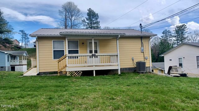 144 Kitty Cole Lane, Dungannon, VA 24245