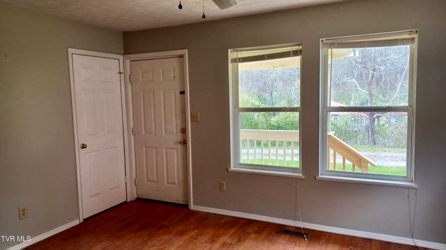 144 Kitty Cole Lane, Dungannon, VA 24245