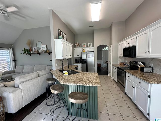 5457 VIRGINIA WAY, Bessemer, AL 35022