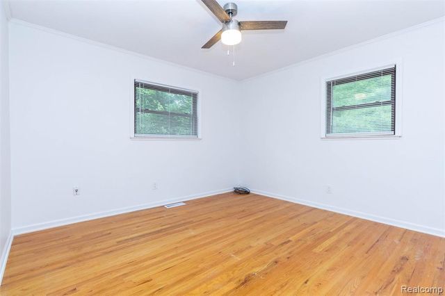 7580 Thornwood Street, Canton, MI 48187