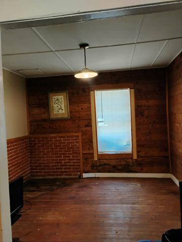 763 Frontier Street, Bowie, TX 76230