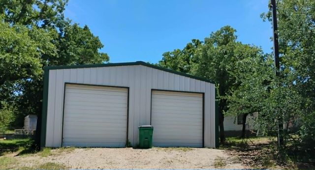 763 Frontier Street, Bowie, TX 76230