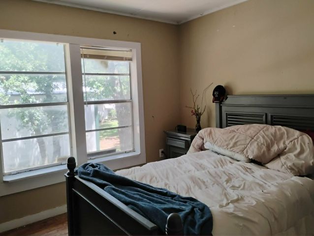 763 Frontier Street, Bowie, TX 76230