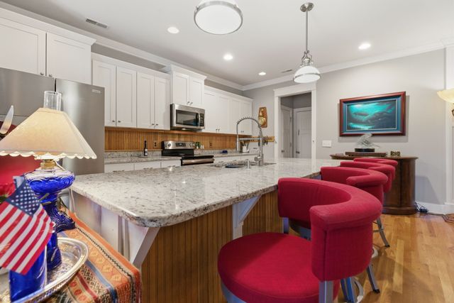 3043 Cross Gate Ln, Columbia, TN 38401