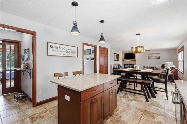 1927 Cider Mill Way, Tipp City, OH 45371