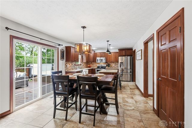 1927 Cider Mill Way, Tipp City, OH 45371