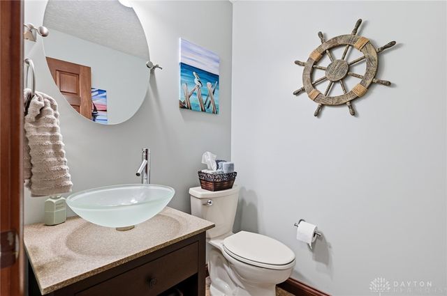 1927 Cider Mill Way, Tipp City, OH 45371