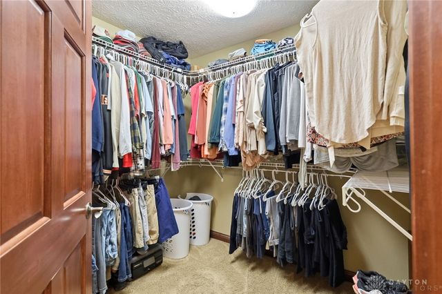 1927 Cider Mill Way, Tipp City, OH 45371