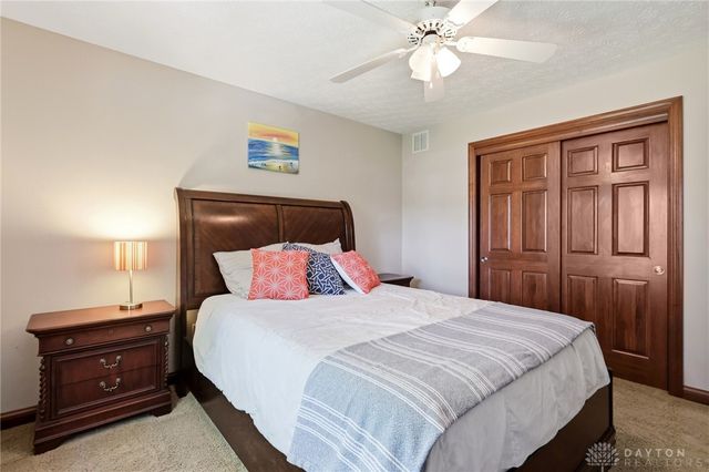 1927 Cider Mill Way, Tipp City, OH 45371