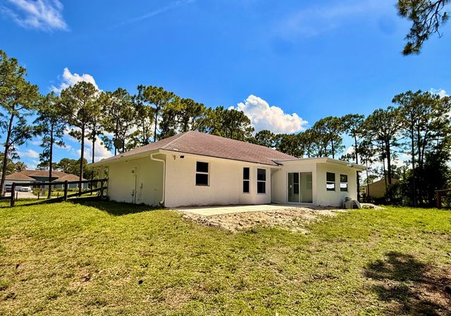 14817 97th Road N, West Palm Beach, FL 33412