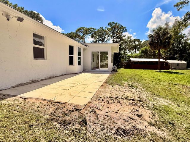 14817 97th Road N, West Palm Beach, FL 33412