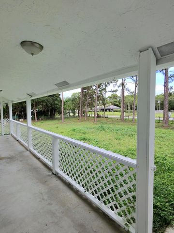 14817 97th Road N, West Palm Beach, FL 33412