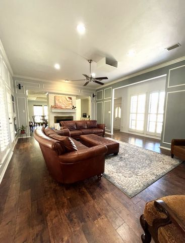 6614 Winding Rose Trail, Dallas, TX 75252