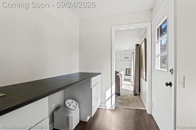 4467 Apple Valley Lane, West Bloomfield, MI 48323