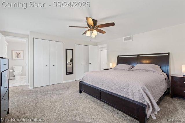 4467 Apple Valley Lane, West Bloomfield, MI 48323