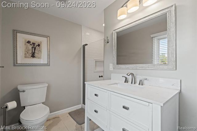 4467 Apple Valley Lane, West Bloomfield, MI 48323