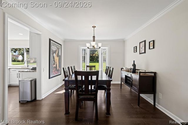 4467 Apple Valley Lane, West Bloomfield, MI 48323