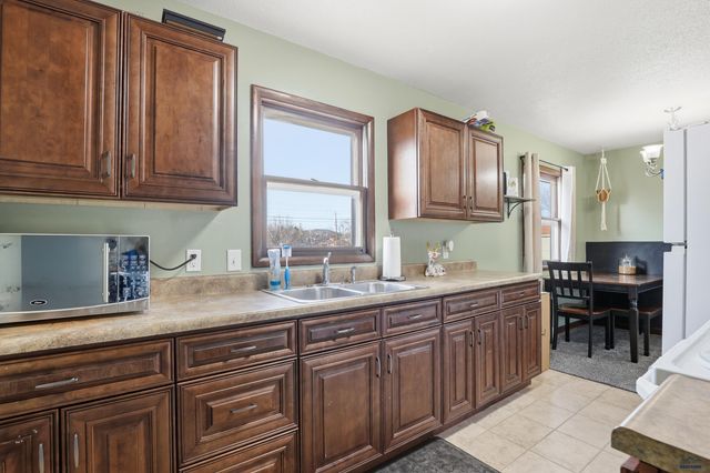 1415 RACINE, Rapid City, SD 57701