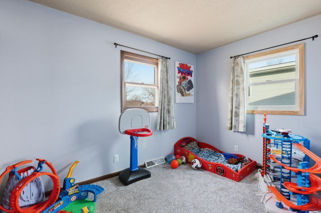 1415 RACINE, Rapid City, SD 57701