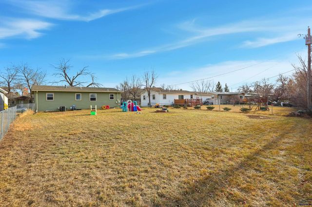 1415 RACINE, Rapid City, SD 57701