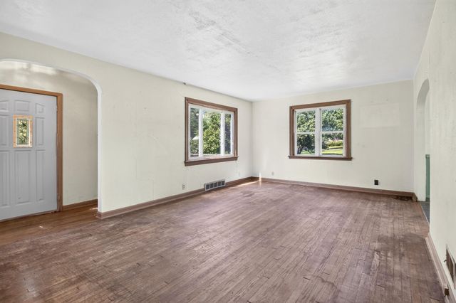 7501 Independence Street, Merrillville, IN 46410