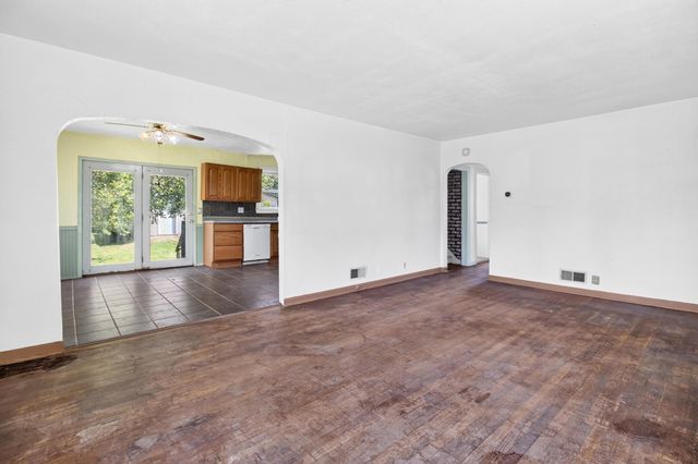 7501 Independence Street, Merrillville, IN 46410